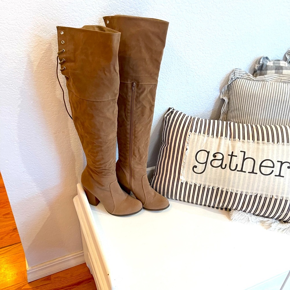 Thigh high boot. 8.5